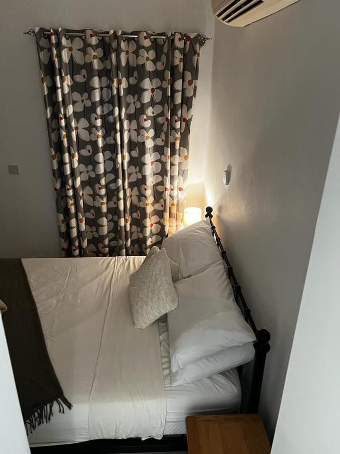 Hillview Apartment Пейя Экстерьер фото