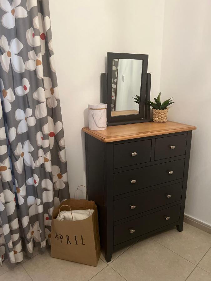 Hillview Apartment Пейя Экстерьер фото